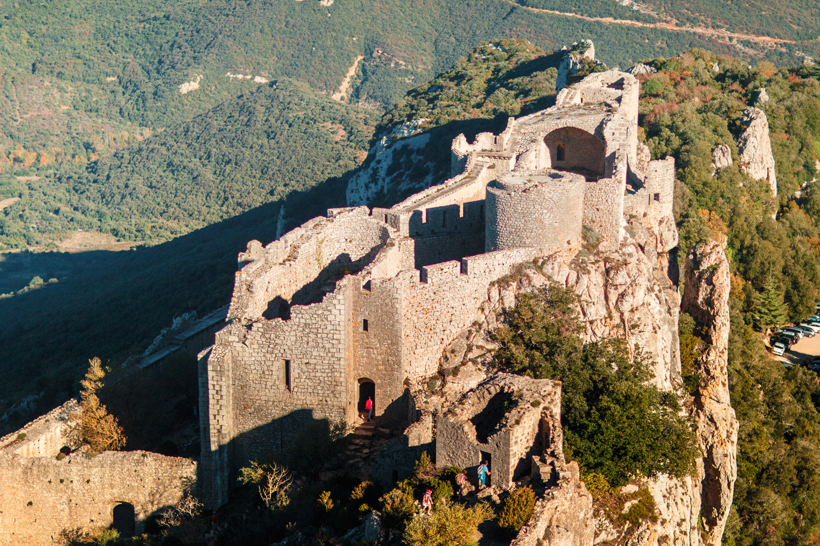 Une vue aérienne du château de Peyrepertuse