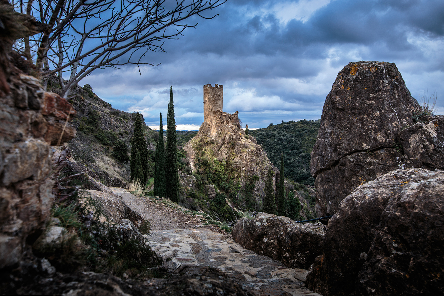 Les sentiers des quatre châteaux de Lastours